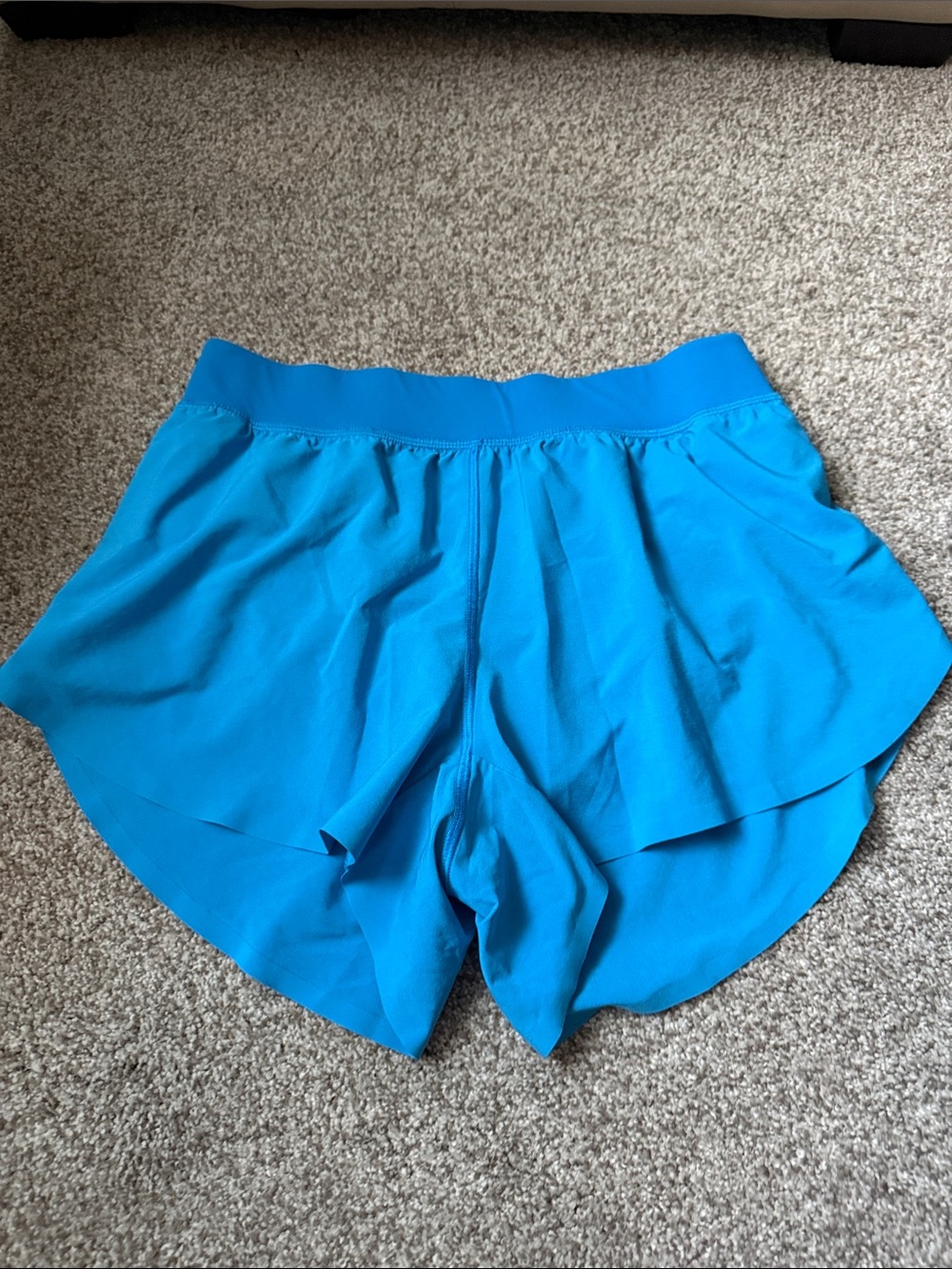 CRZ YOGA Dolphin Split Shorts